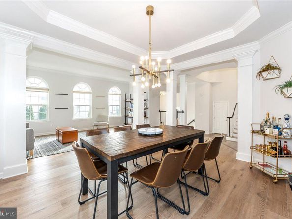 1686 Winterwood Court, Herndon VA 20170