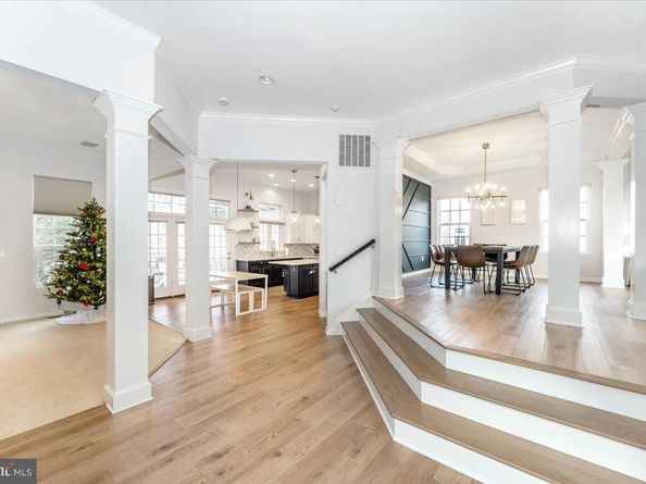 1686 Winterwood Court, Herndon VA 20170