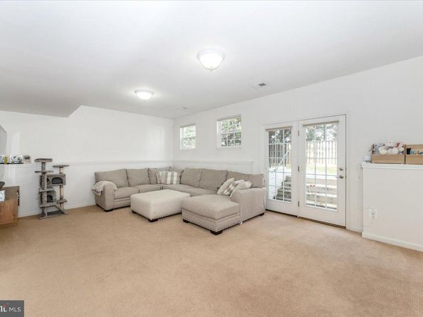 1686 Winterwood Court, Herndon VA 20170