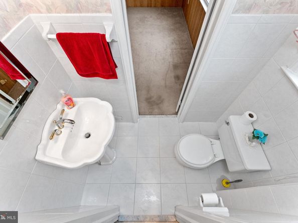 411 Buse Street, Ridley Park PA 19078