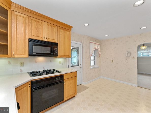 411 Buse Street, Ridley Park PA 19078