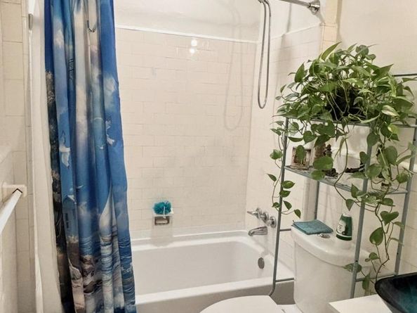 137 W Spencer Avenue, Philadelphia PA 19120