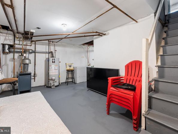 540 Snowden Road, Upper Darby PA 19082