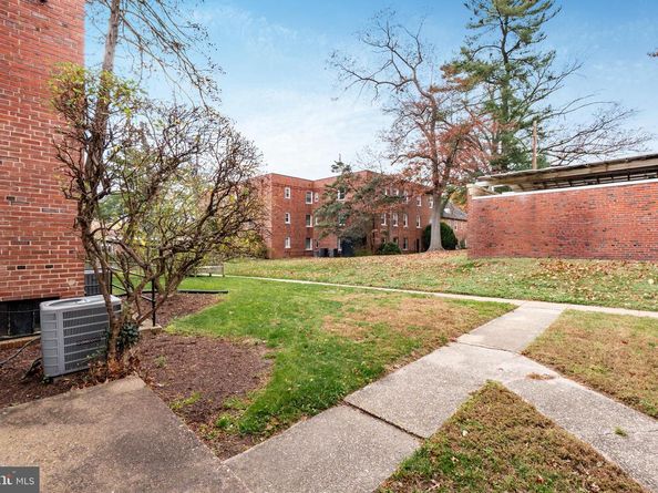 2123 Suitland Terrace SE B, Washington DC 20020