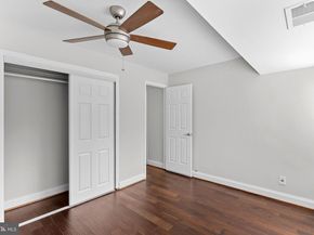 5340 Holmes Run Parkway 107, Alexandria VA 22304