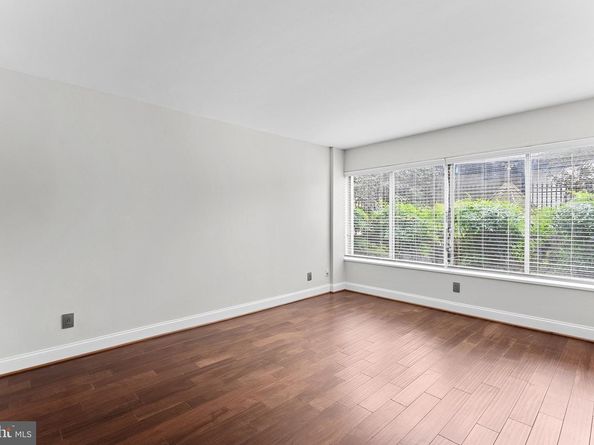 5340 Holmes Run Parkway 107, Alexandria VA 22304