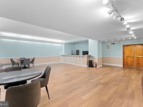 5340 Holmes Run Parkway 107, Alexandria VA 22304