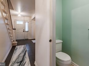 705 Falcon Drive, Glenside PA 19038