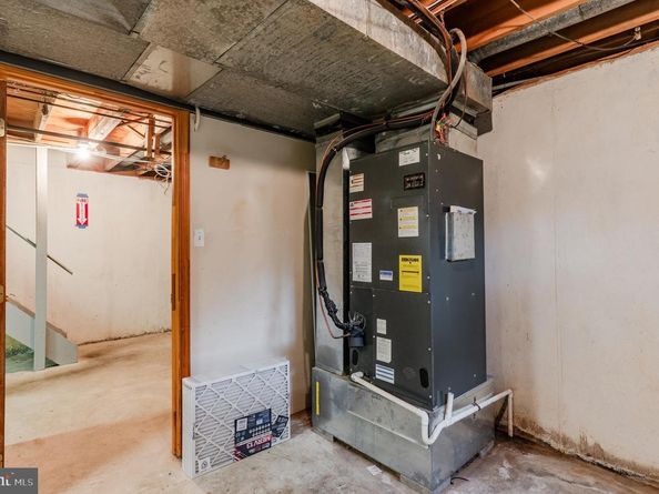 705 Falcon Drive, Glenside PA 19038