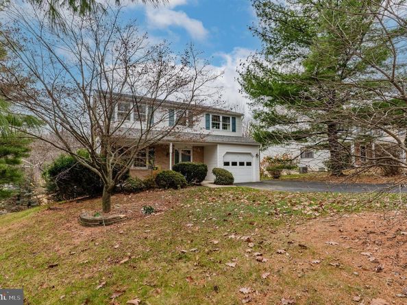 705 Falcon Drive, Glenside PA 19038