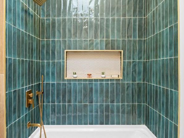 5725 Hunter Street, Philadelphia PA 19131