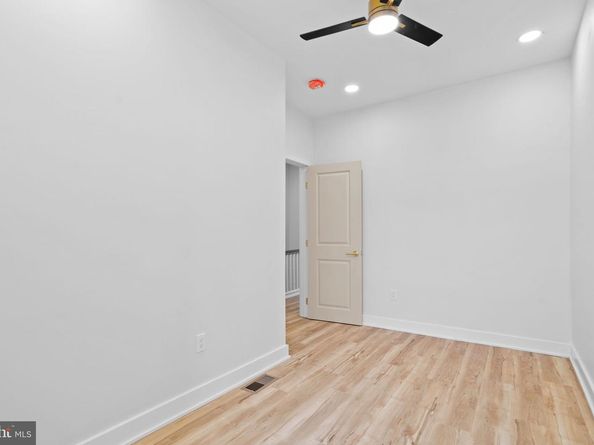 5725 Hunter Street, Philadelphia PA 19131