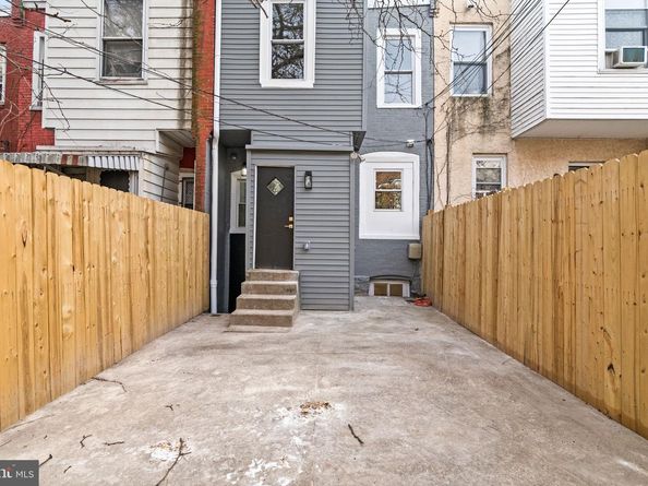 5725 Hunter Street, Philadelphia PA 19131