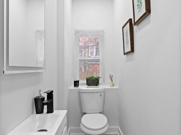 5725 Hunter Street, Philadelphia PA 19131