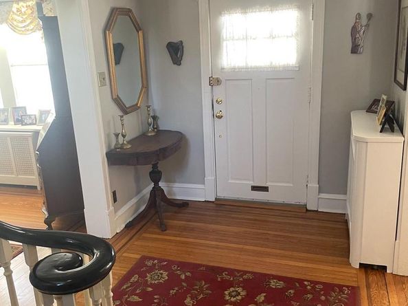 8128 Brookside Road, Elkins Park PA 19027