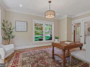 3651 N Harrison Street N, Arlington VA 22207