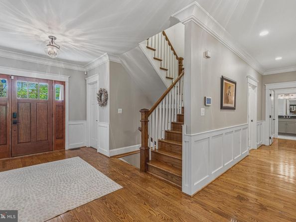 3651 N Harrison Street N, Arlington VA 22207