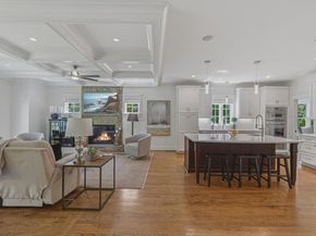 3651 N Harrison Street N, Arlington VA 22207