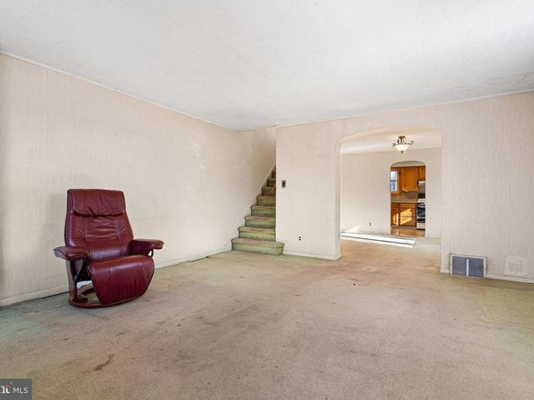 544 Fairway Terrace, Philadelphia PA 19128