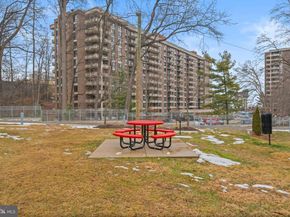 1914 Wilson Lane T2, Mclean VA 22102