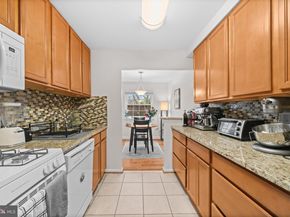 1914 Wilson Lane T2, Mclean VA 22102