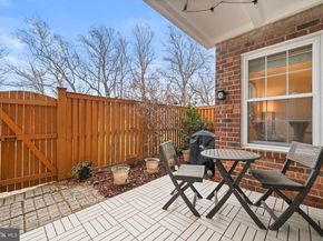 1914 Wilson Lane T2, Mclean VA 22102