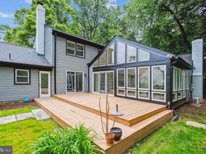 2000 Homer Terrace, Reston VA 20191