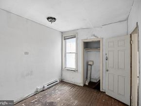 4009 Green Street, Philadelphia PA 19104