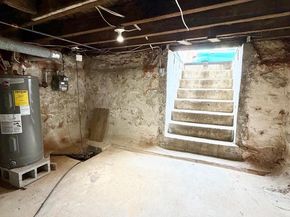 3942 Wallace Street, Philadelphia PA 19104
