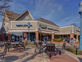 1515 N Point Drive 020201, Reston VA 20194