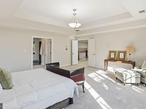 10033 Chartwell Manor, Potomac MD 20854