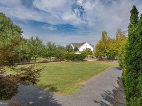 203 Locust Street SW, Vienna VA 22180