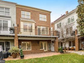 17 Alexander Street, Alexandria VA 22314