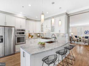 17 Alexander Street, Alexandria VA 22314