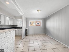 7139 Greenwood Avenue, Upper Darby PA 19082