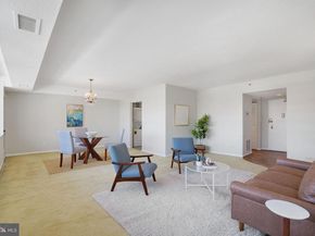 3713 S George Mason Drive 1107W, Falls Church VA 22041