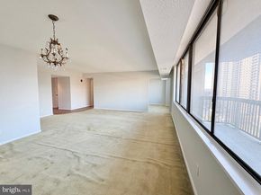 3713 S George Mason Drive 1107W, Falls Church VA 22041