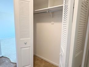 3713 S George Mason Drive 1107W, Falls Church VA 22041