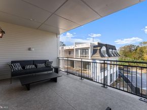 7047 Liberty Lane 32, Mclean VA 22101