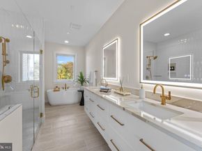 7047 Liberty Lane 32, Mclean VA 22101