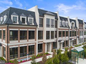 7047 Liberty Lane 32, Mclean VA 22101