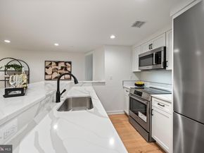 131 11 Street NE 1, Washington DC 20002