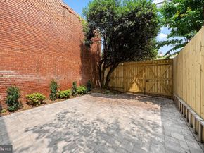 131 11 Street NE 1, Washington DC 20002