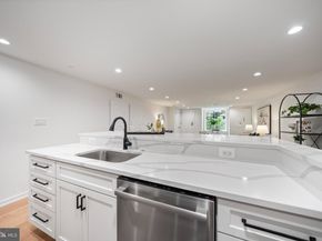 131 11 Street NE 1, Washington DC 20002