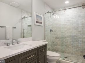 222 Green Street, Alexandria VA 22314