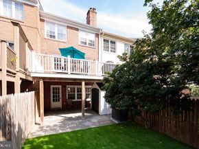 222 Green Street, Alexandria VA 22314