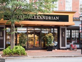 222 Green Street, Alexandria VA 22314