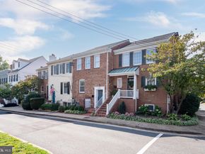 222 Green Street, Alexandria VA 22314