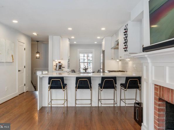 222 Green Street, Alexandria VA 22314
