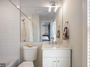 222 Green Street, Alexandria VA 22314